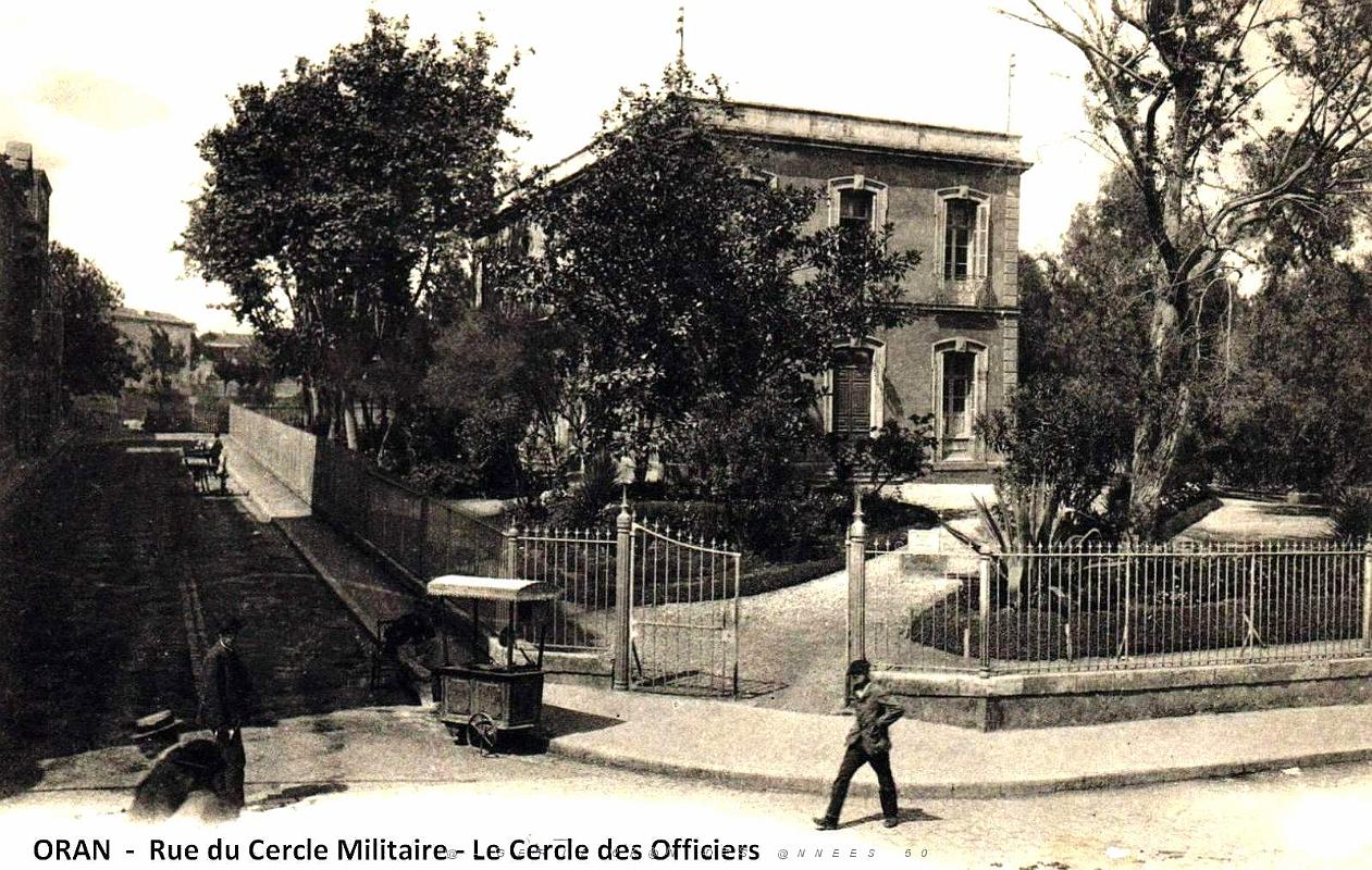 Oran - Rue du Cercle Militaire - Cercle des Officiers.jpg